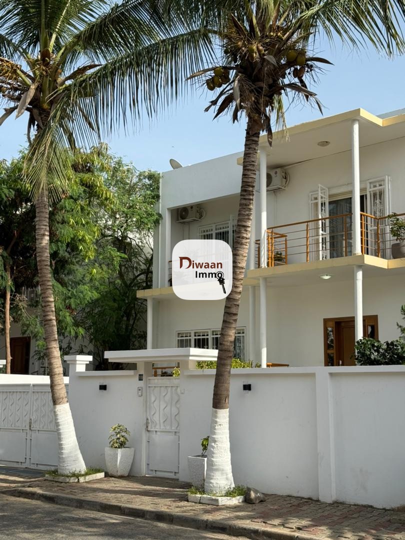 Villa 350M2 a vendre a la cité siprès 2 Mermoz - Image 2