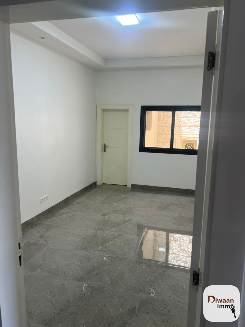 Appartement F4 à louer au Point E - Image 2