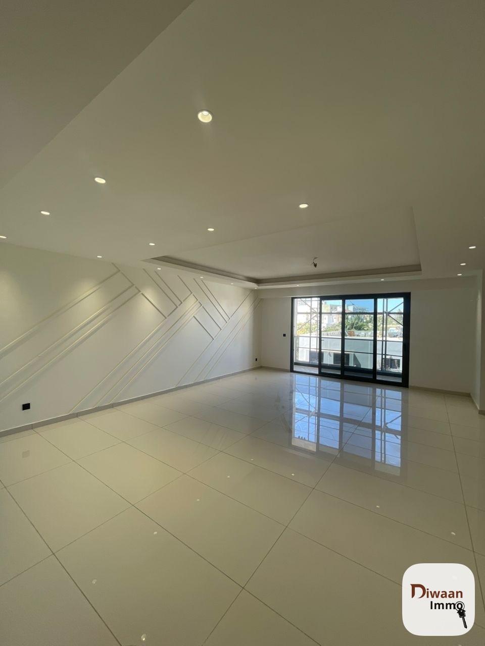 Appartement F5 à louer aux almadies derrière l'ecole  Lucie Leclerc - Image 1