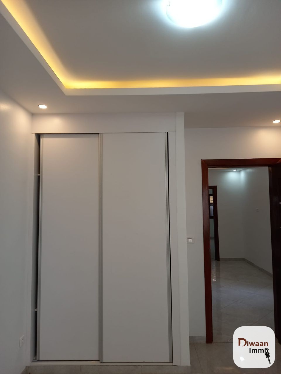 Appartement F4 à louer à Yoff Hangars Pélérins - Image 2