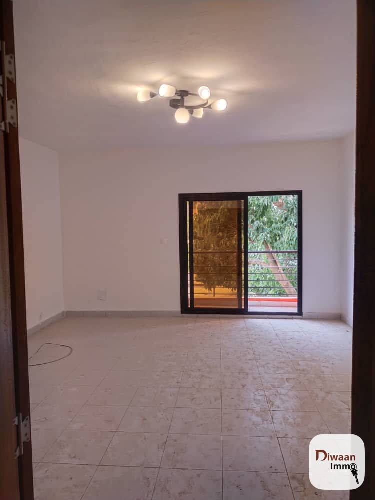 Appartement F3 à louer à Grand Yoff - Image 4