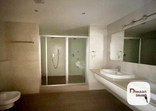 Appartement F5 à louer à Dakar Plateau au 3ème étage de l’immeuble avec une belle vue sur l’océan - Image 5