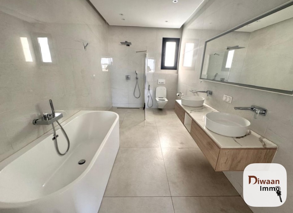 Appartement F4 Plateau à louer avec une grande tèrrasse - Image 2