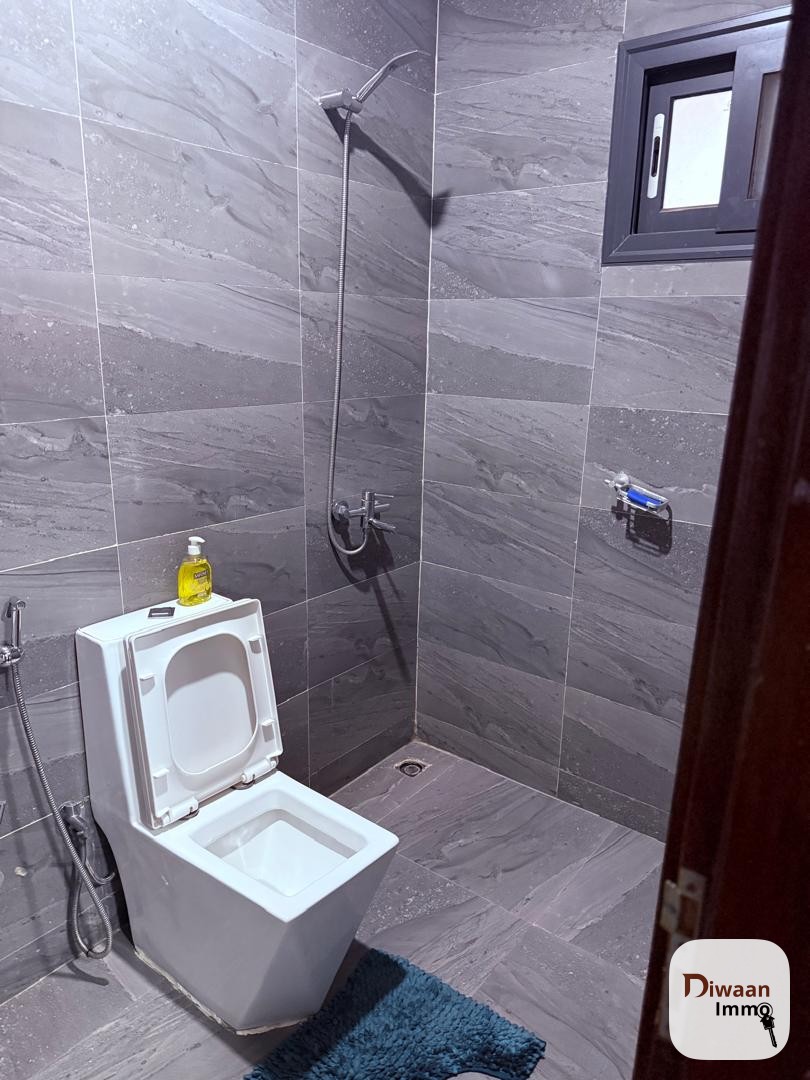 Appartement F3 meublé à louer à la Cité Keur gorgui - Image 3