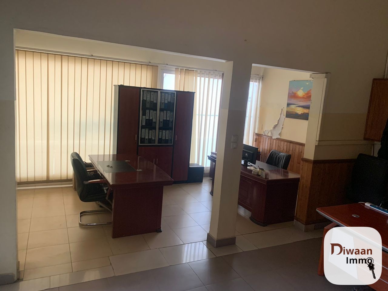 Villa R+1 à louer sur la route principale des Almadies. - Image 7