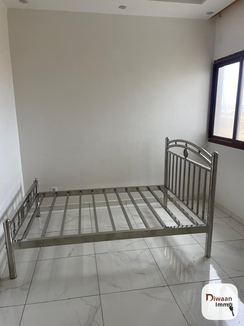 Appartement F4 à louer à la cité Mbackiyou Faye - Image 2