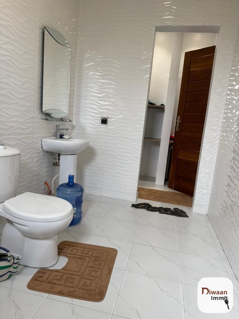 Villa meublé à vendre à toubab dialaw - Image 3