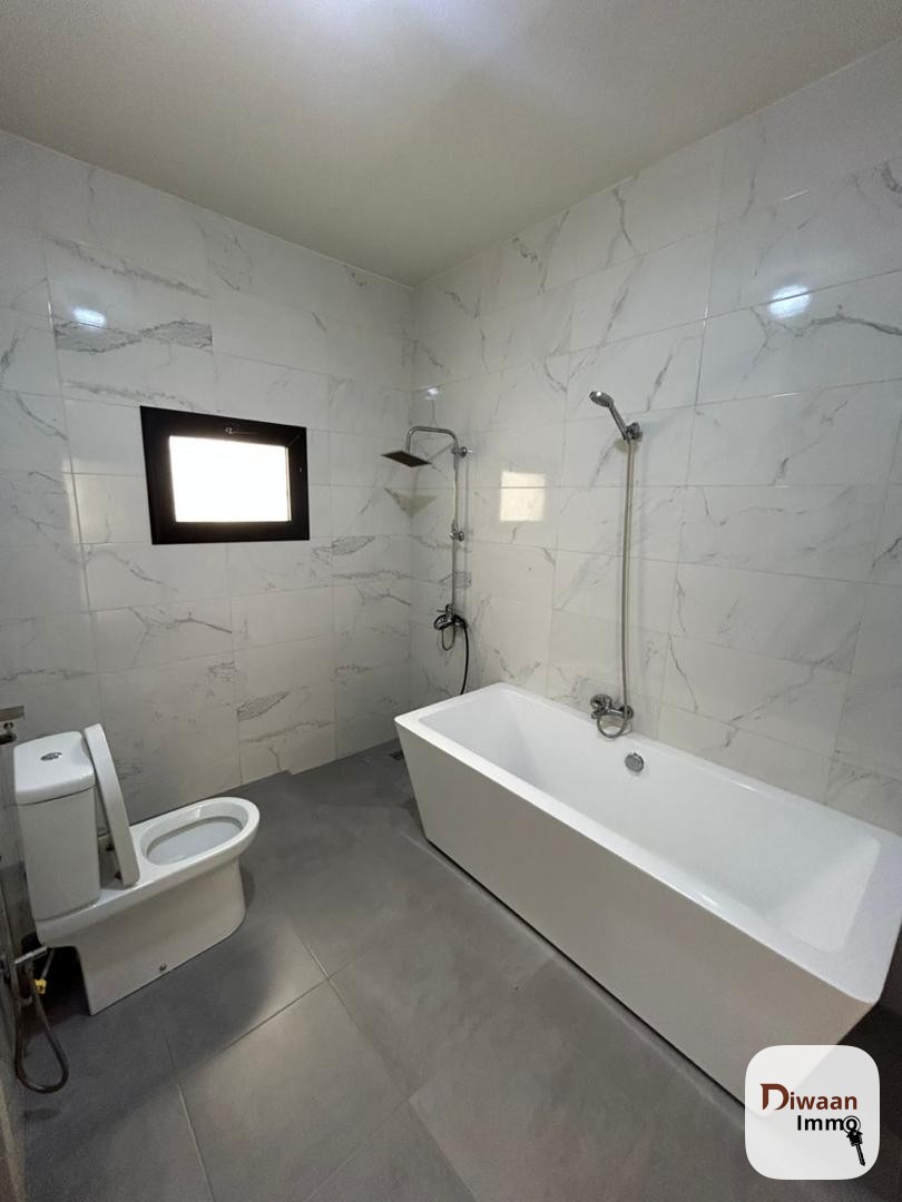 Appartement Duplex F4 à louer à ouakam - Image 2