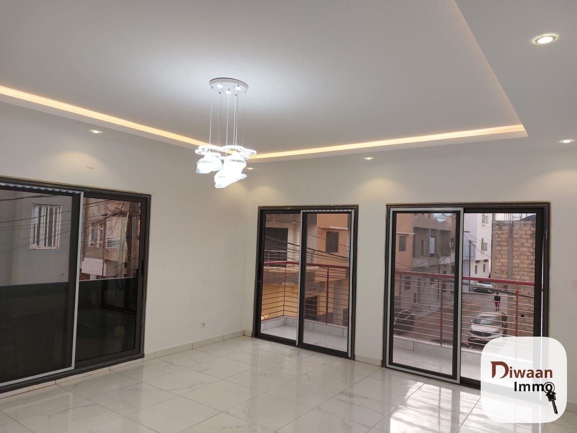 Immeuble à vendre à ngor virage - Image 3