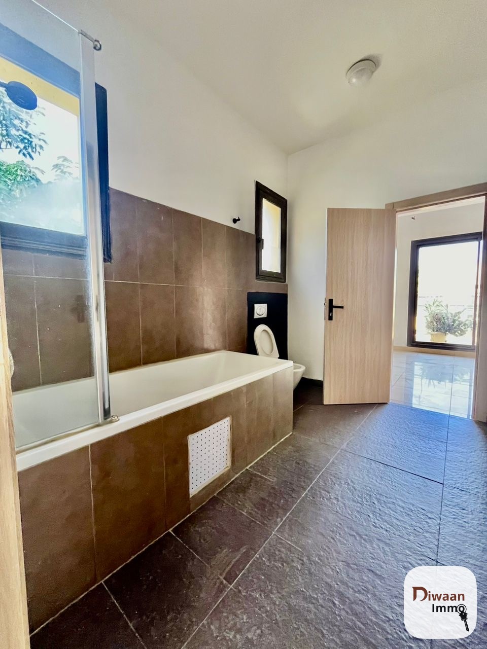 Villa R+1 a louer à Fann Residence - Image 12