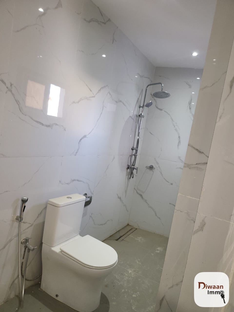 8 appartements F4 à louer à Dieuppeul - Image 1