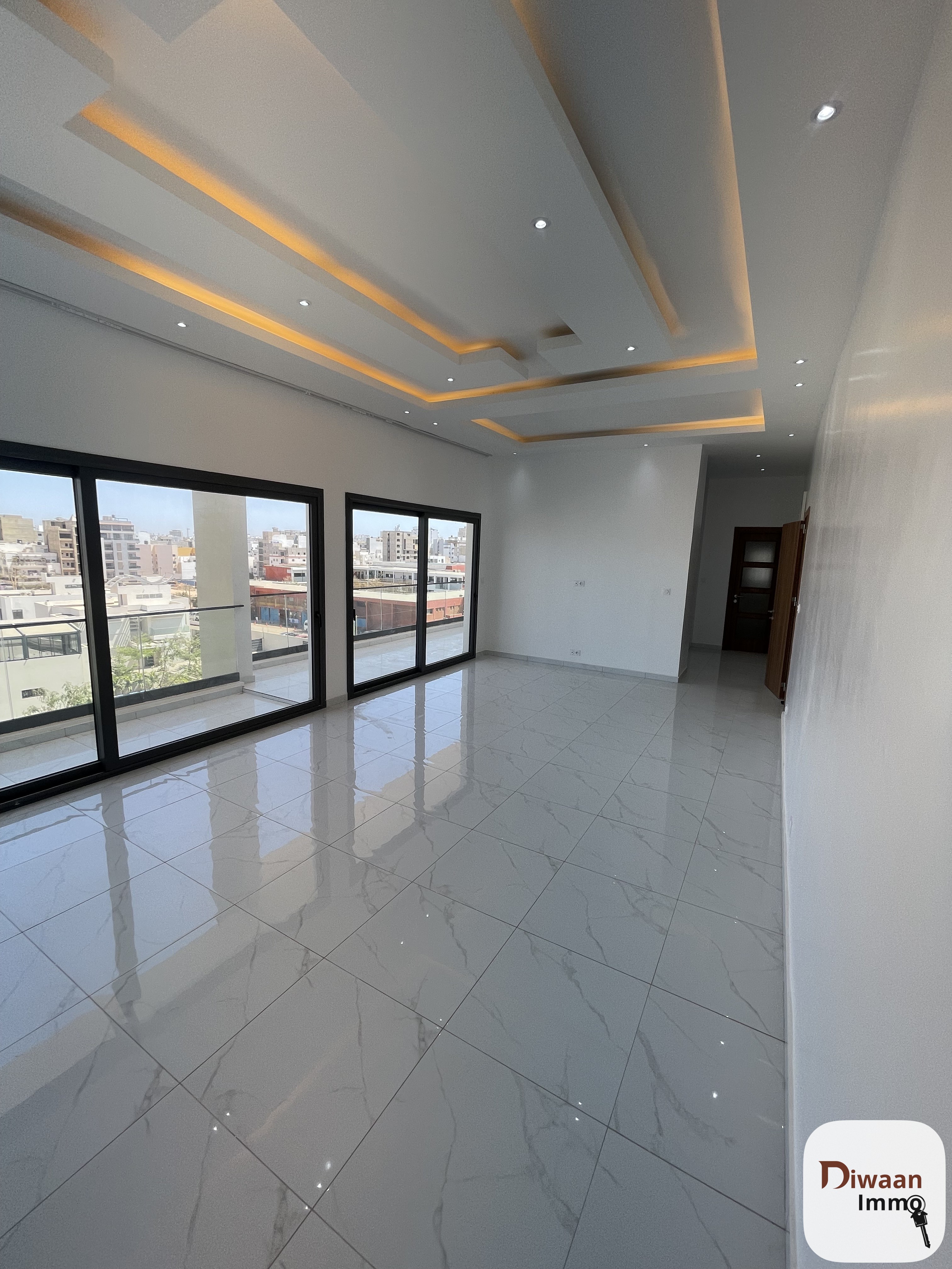 Duplex F6 à louer aux Almadies.