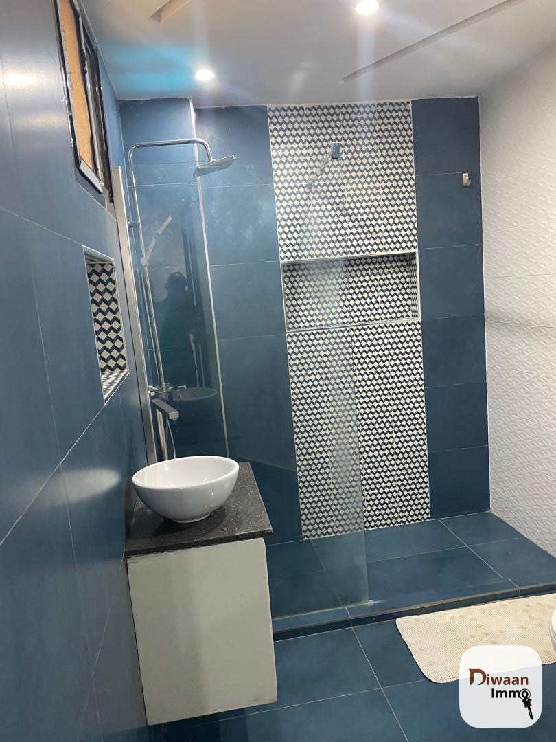 Studio meublè à louer aux almadies - Image 2