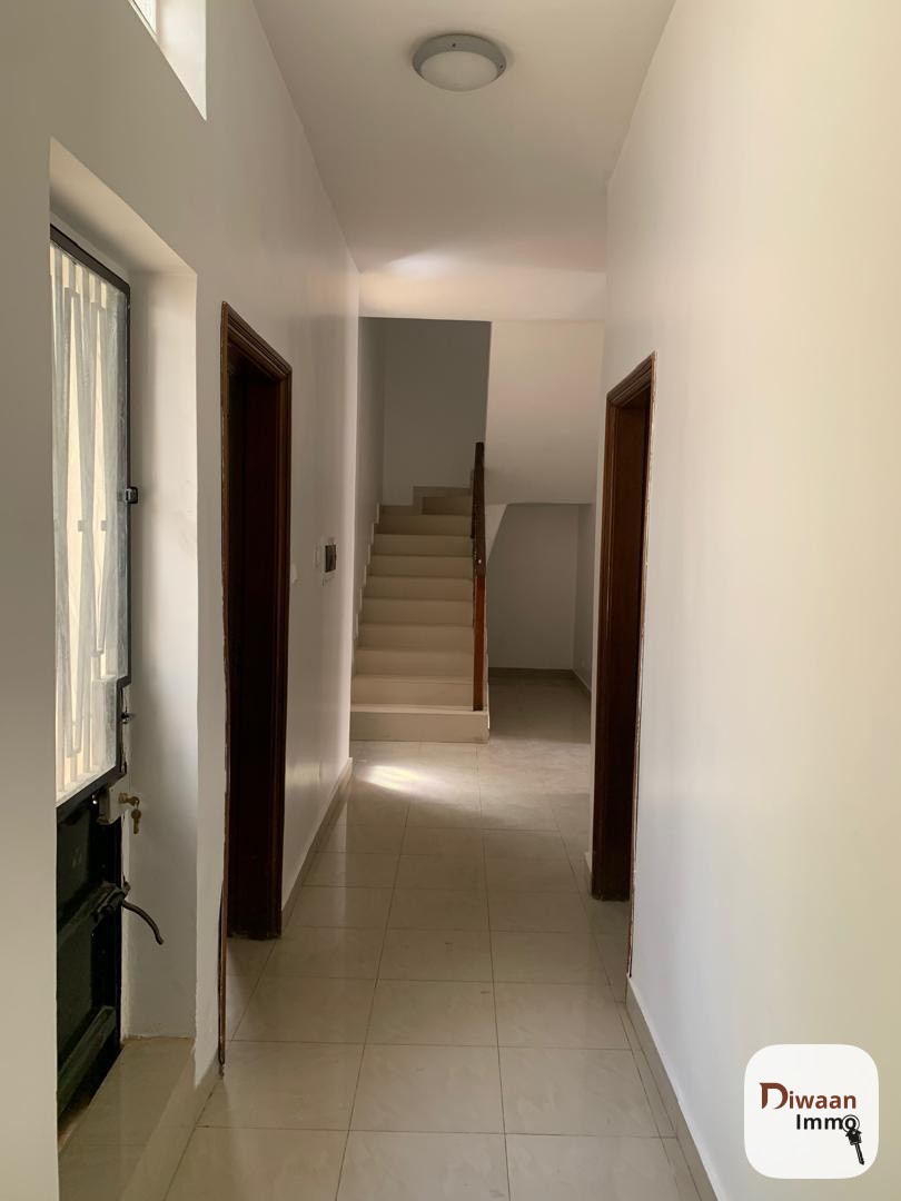 Villa R1 a louer à Liberté 6